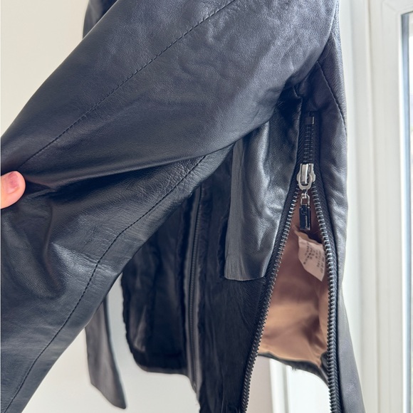 Real Leather and cow fur combined jacket - Picture 8 of 8